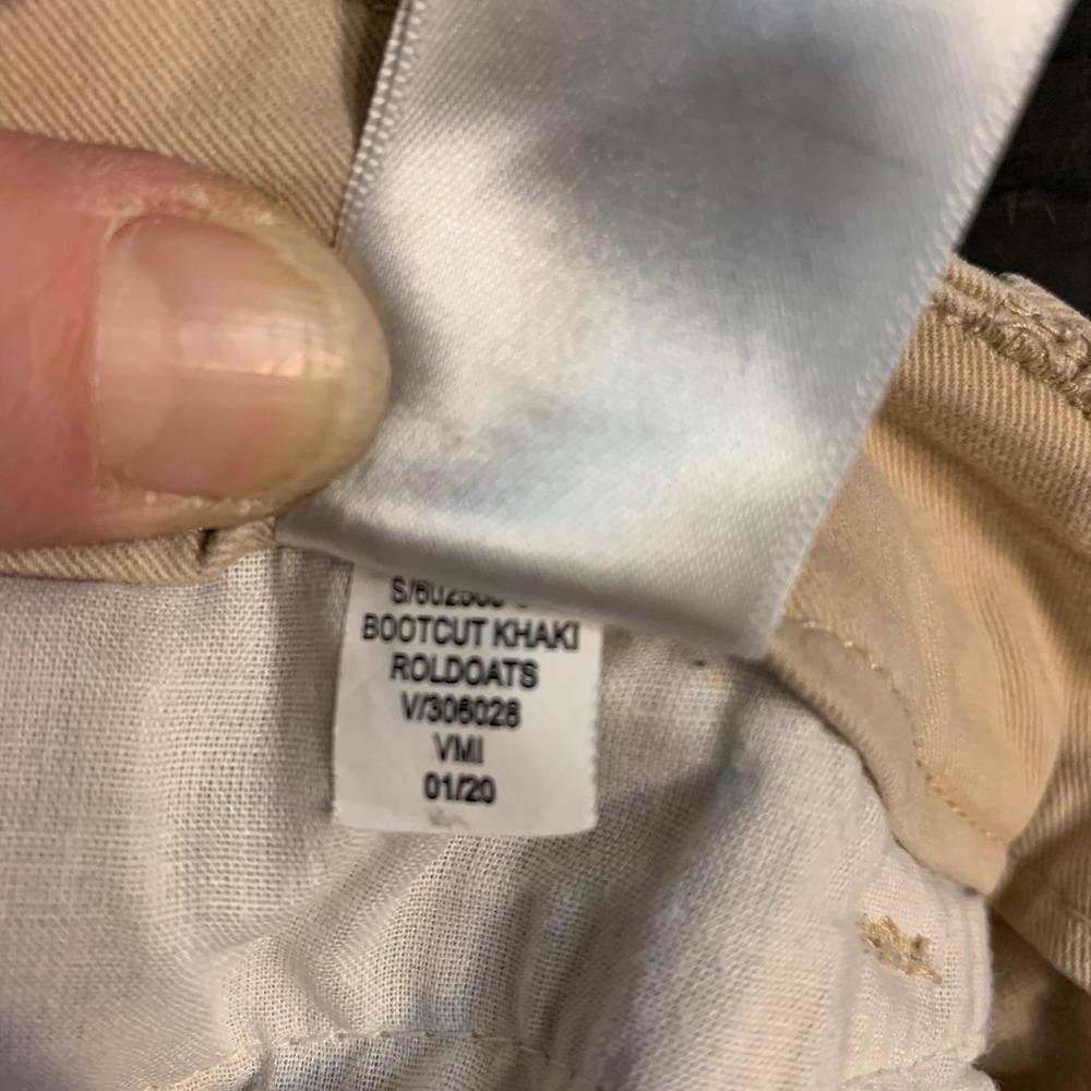 Old Navy Bootcut Khaki Pants Womens 8 Tan Rolled Oats Stretch Chino STAINS - Picture 4 of 8